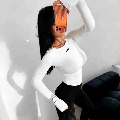 OLAVOGA NELA BLÚZKA